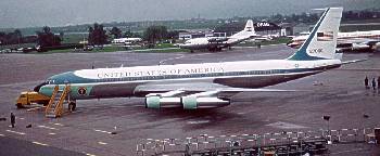 Nochmals die Boeing 707 des US-Präsidenten in Salzburg-Maxglan